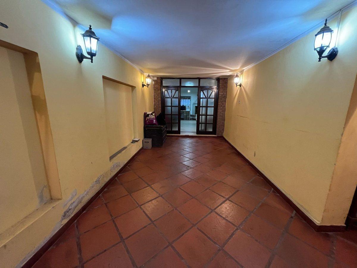 Se Vende Casa de 3 Dorm + Cochera B° P. Unidas, Vt 5