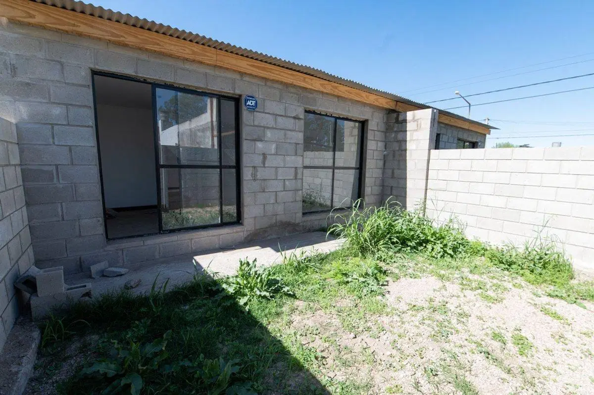 CASA A ESTRENAR DOS DORMITORIOS/COCHERA/PATIO 2