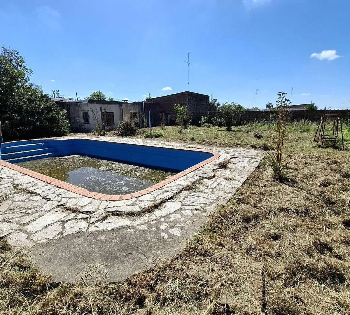 VENTA EXCELENTE 2 PROPIEDADES A RECICLAR EN CARMEN 5