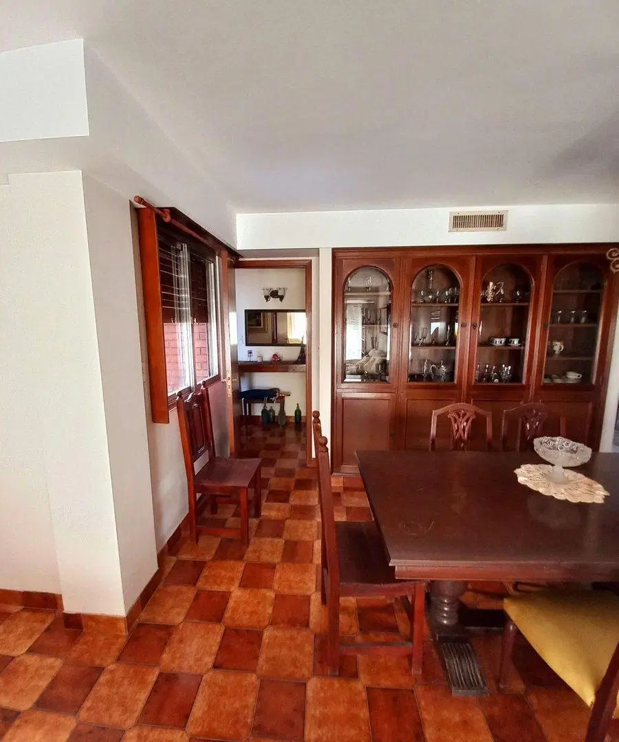 Departamento Mitre 610 4