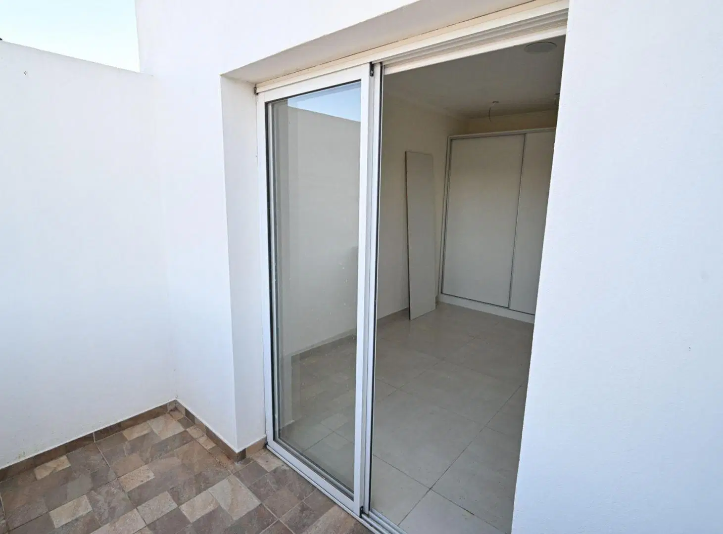 Departamento tipo Duplex con cochera y patio 5