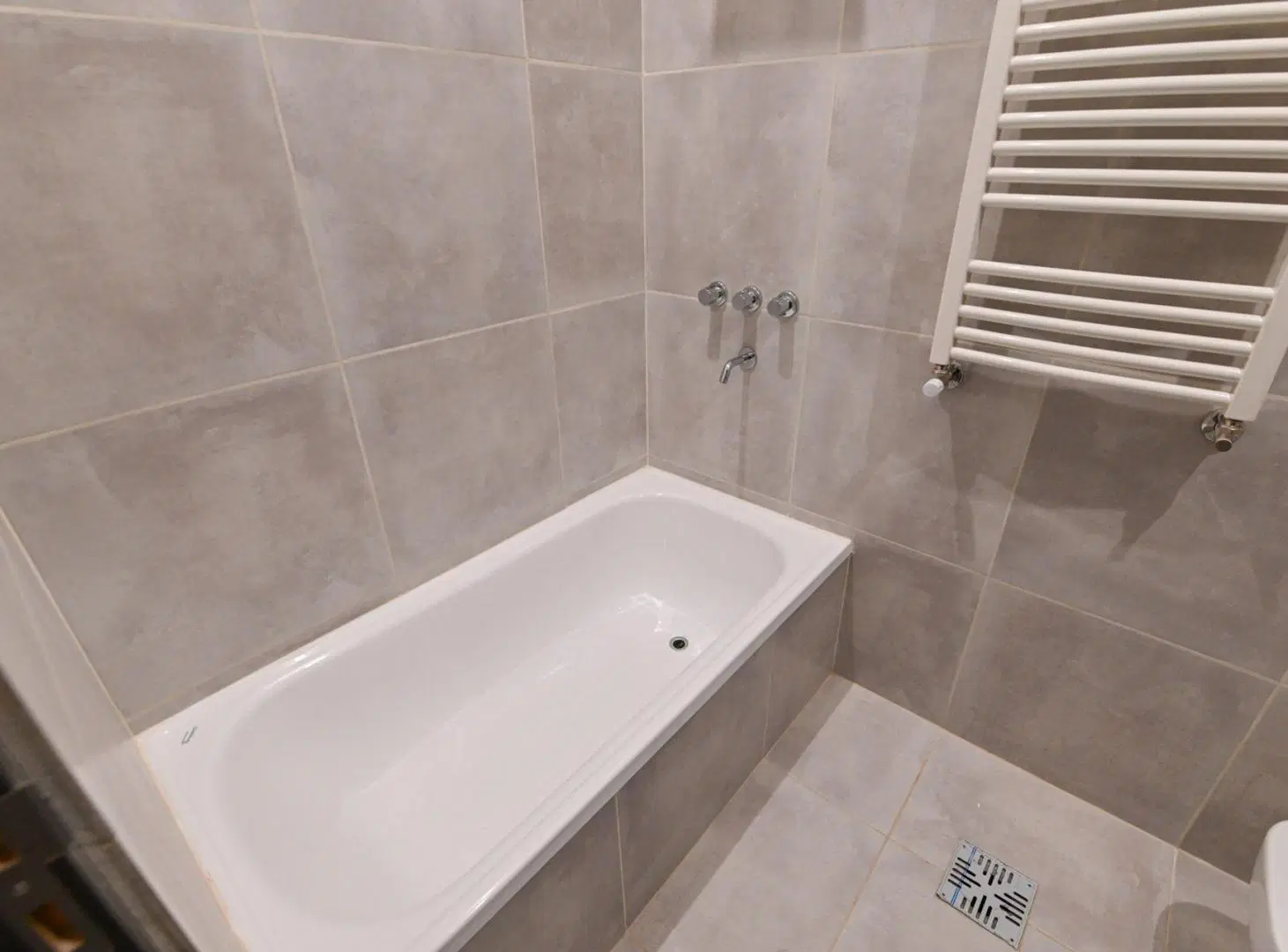 SE VENDE DUPLEX  DOS DORMITORIOS  A ESTRENAR 3