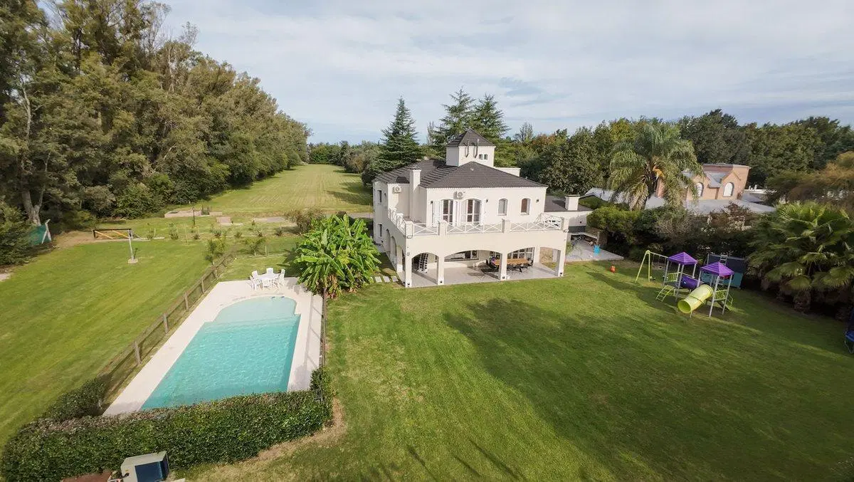 Se vende casa en La Cheltonia Venado Tuerto 2