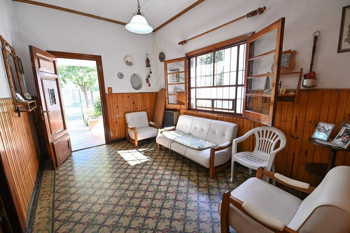 CASA EN VENTA - TERRENO DE 400 M2 MAIPU 1266 4