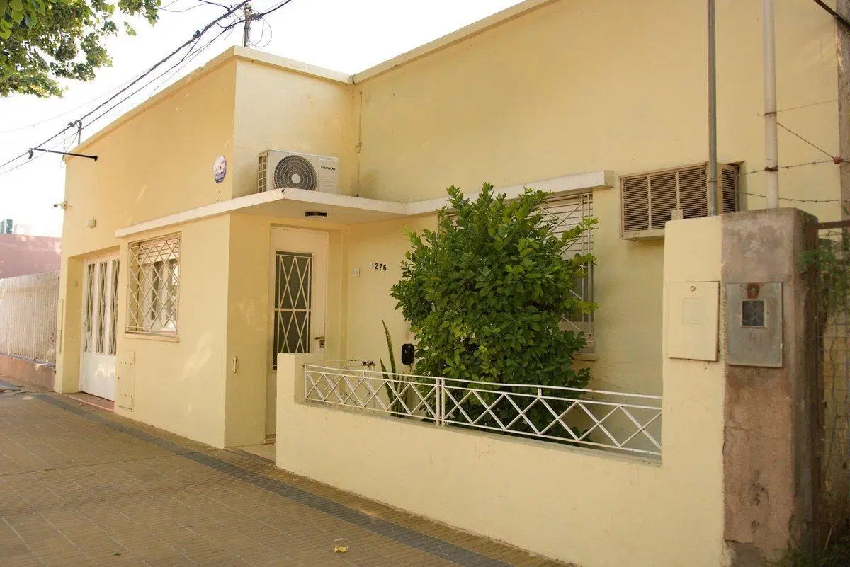 Casa 2 Dormitorios - Excelente Ubicacion 2