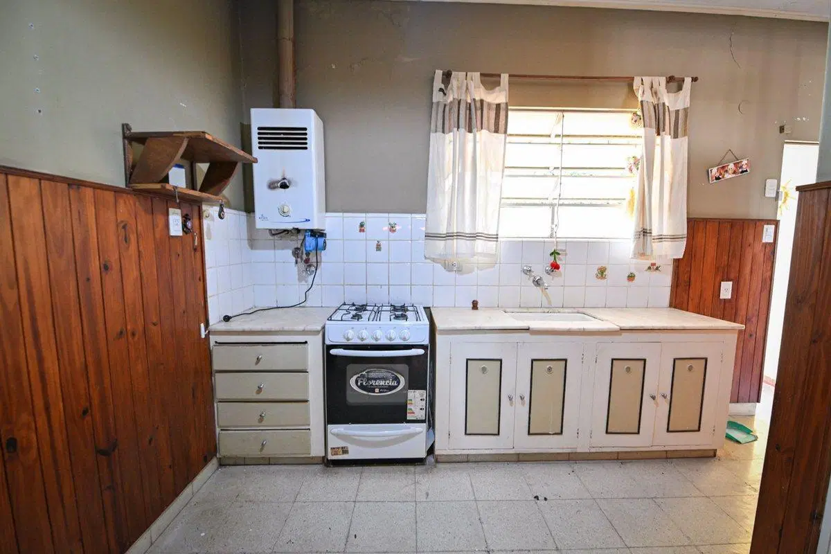 CASA EN VENTA 3 DORM BARRIO CENTRO I 3