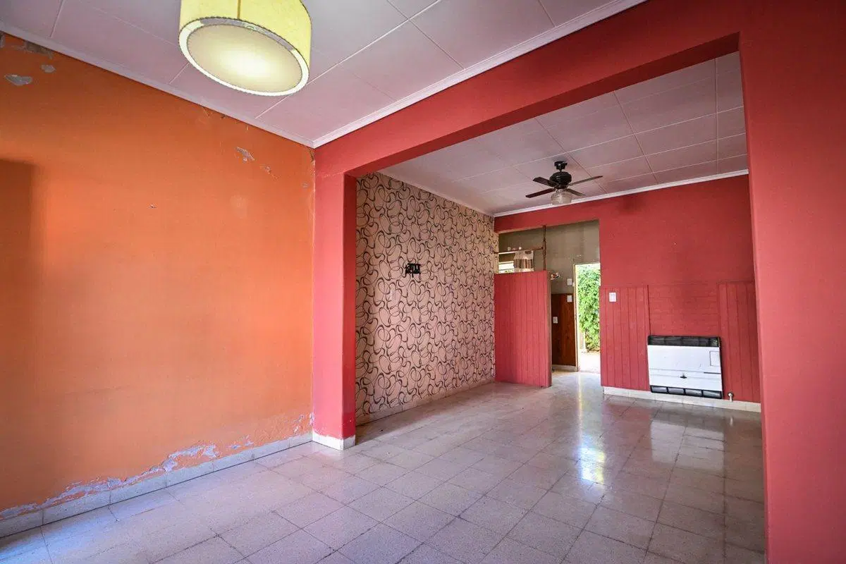 CASA EN VENTA 3 DORM BARRIO CENTRO I 4