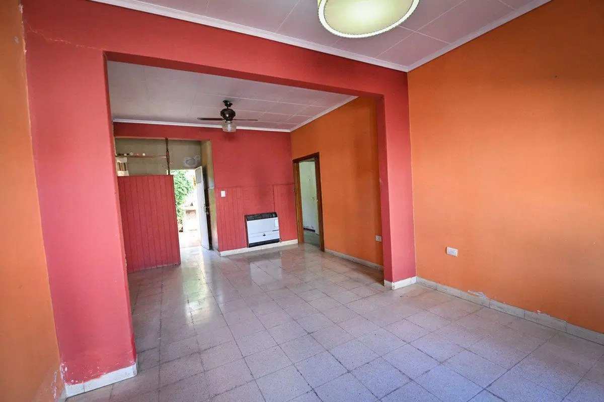 CASA EN VENTA 3 DORM BARRIO CENTRO I 2
