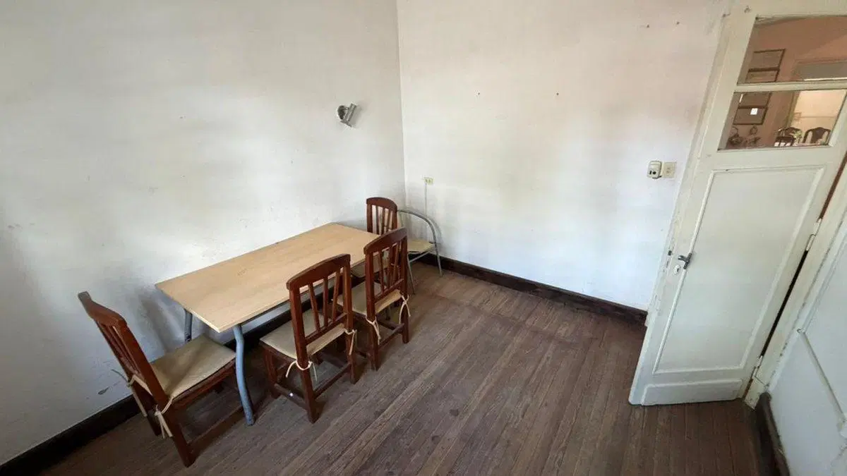 Se vende casona antigüa céntrica a refaccionar- VT 5