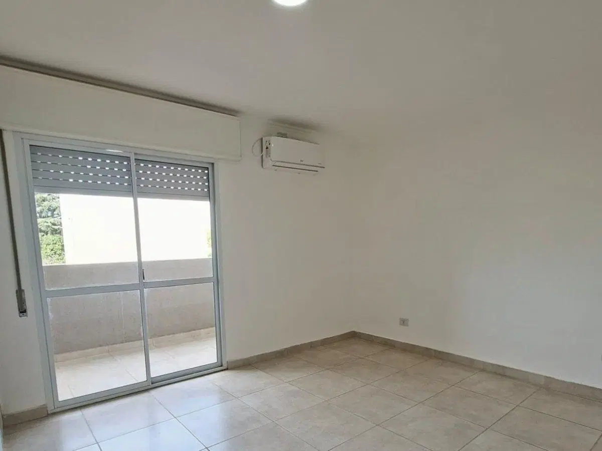 Departamento en venta con cochera 5