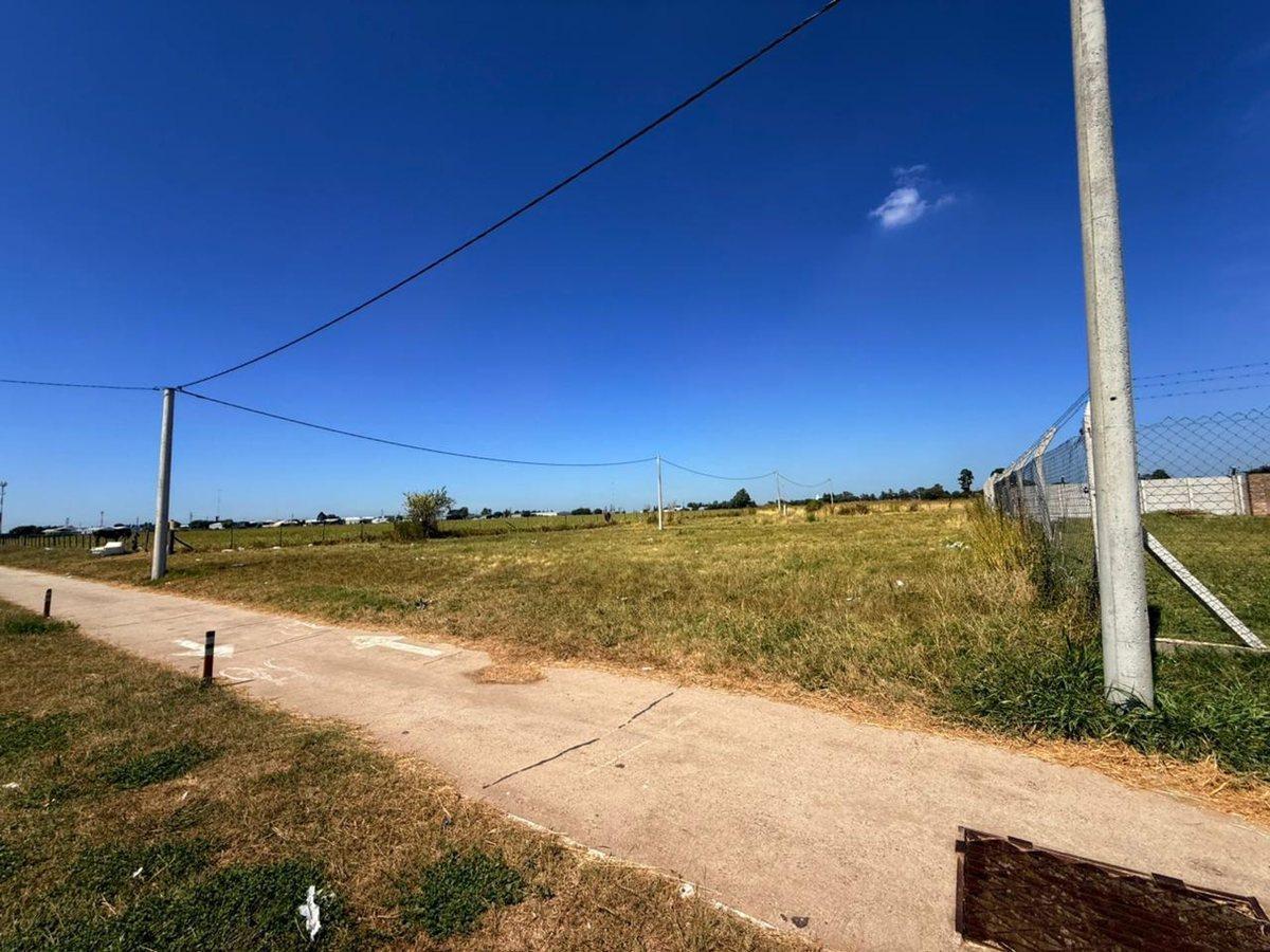 TERRENO EN ZONA PARQUE INDUSTRIAL