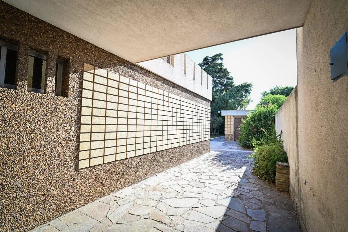 Importante casa  en excelente ubicación 5