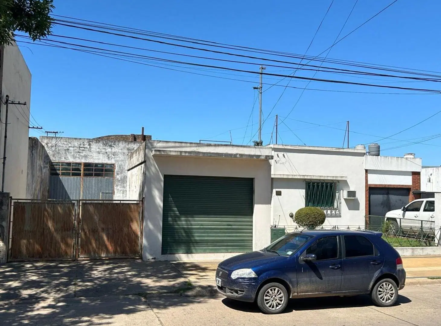 GALPON CENTRICO CON CASA Y LOCAL 2