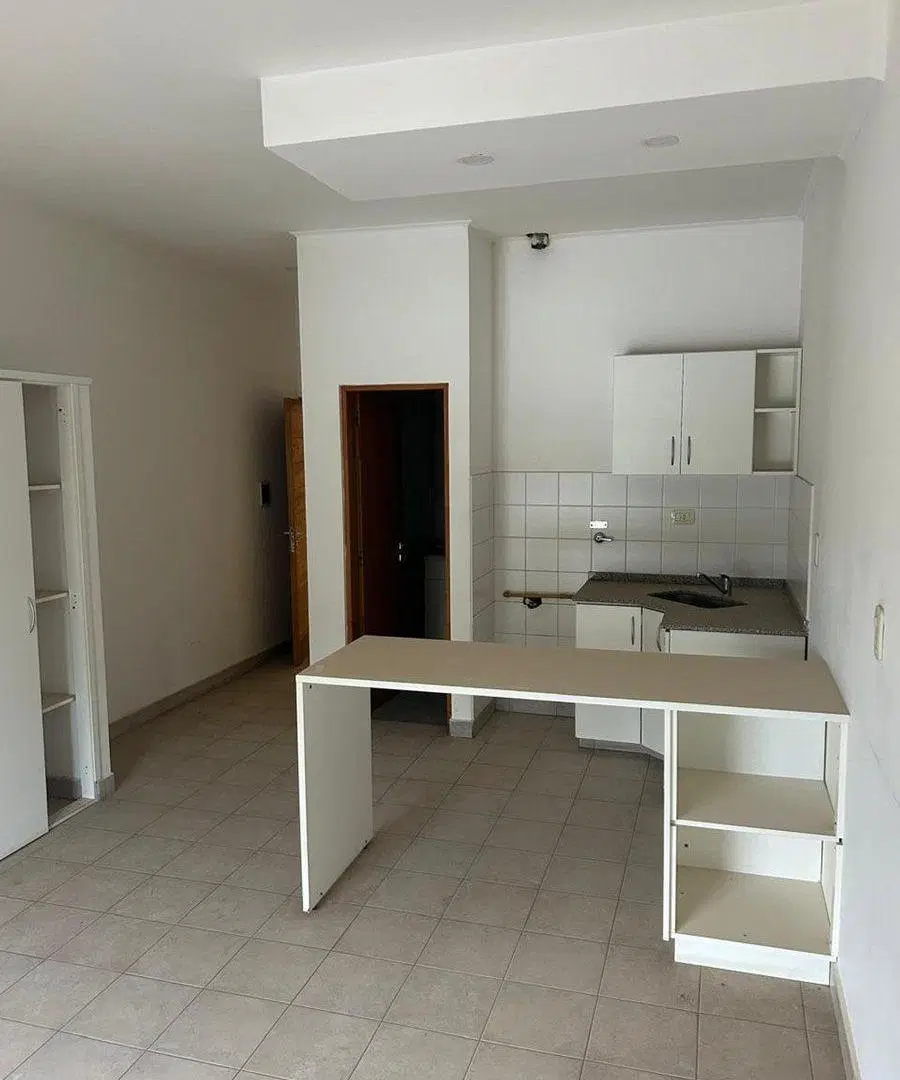 MONOAMBIENTE CON COCHERA 2