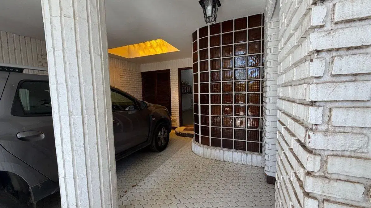 CASA EN VENTA 3 DORMITORIOS CON PILETA Y QUINCHO 4