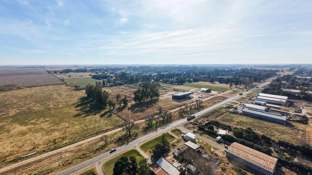 Se vende lote de 3.360 m2 s/Ruta Nac. 33, VT. 3