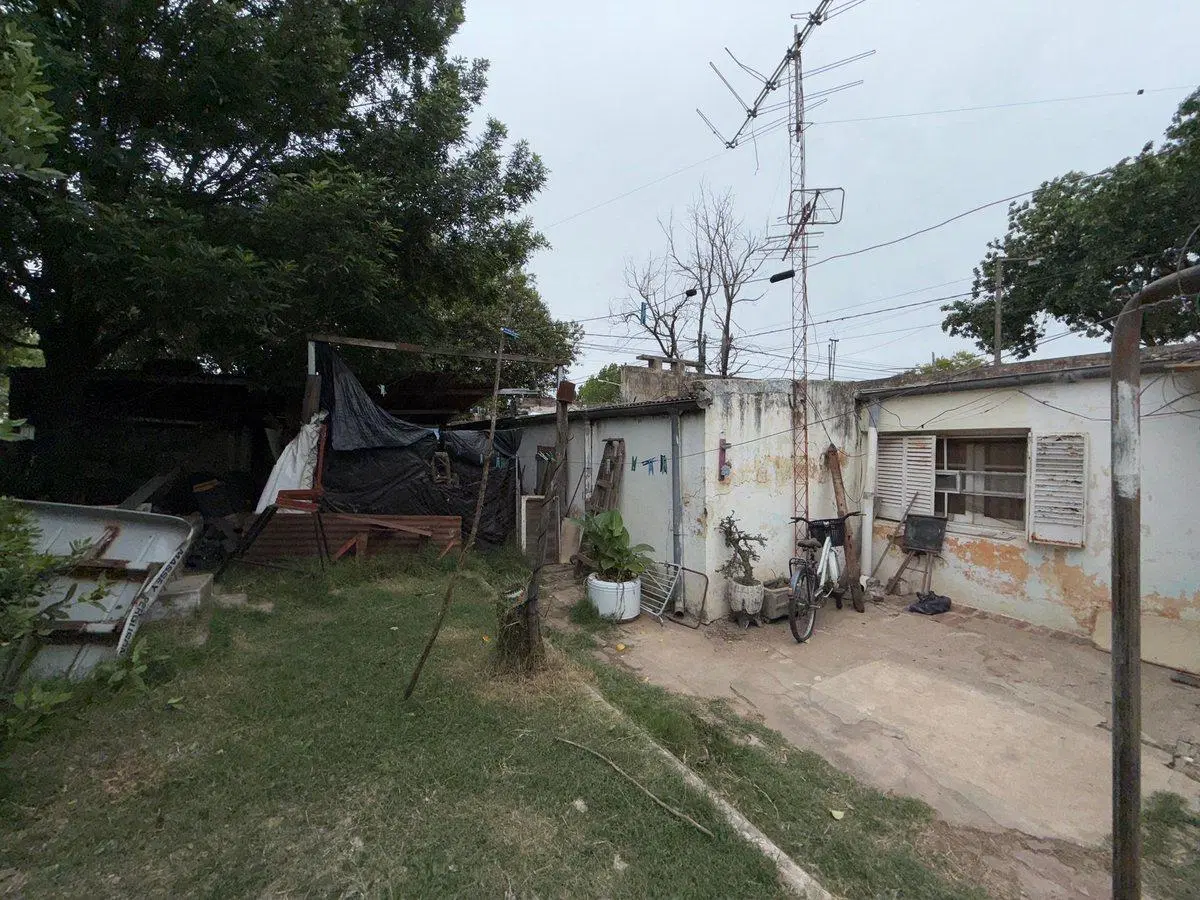 SE VENDE CASA EXCELENTE UBICACION 4