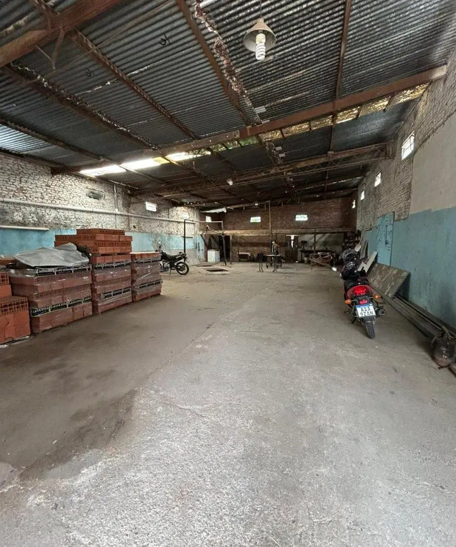 Galpón de 200 m² ubicado en el barrio San Cayetano 2