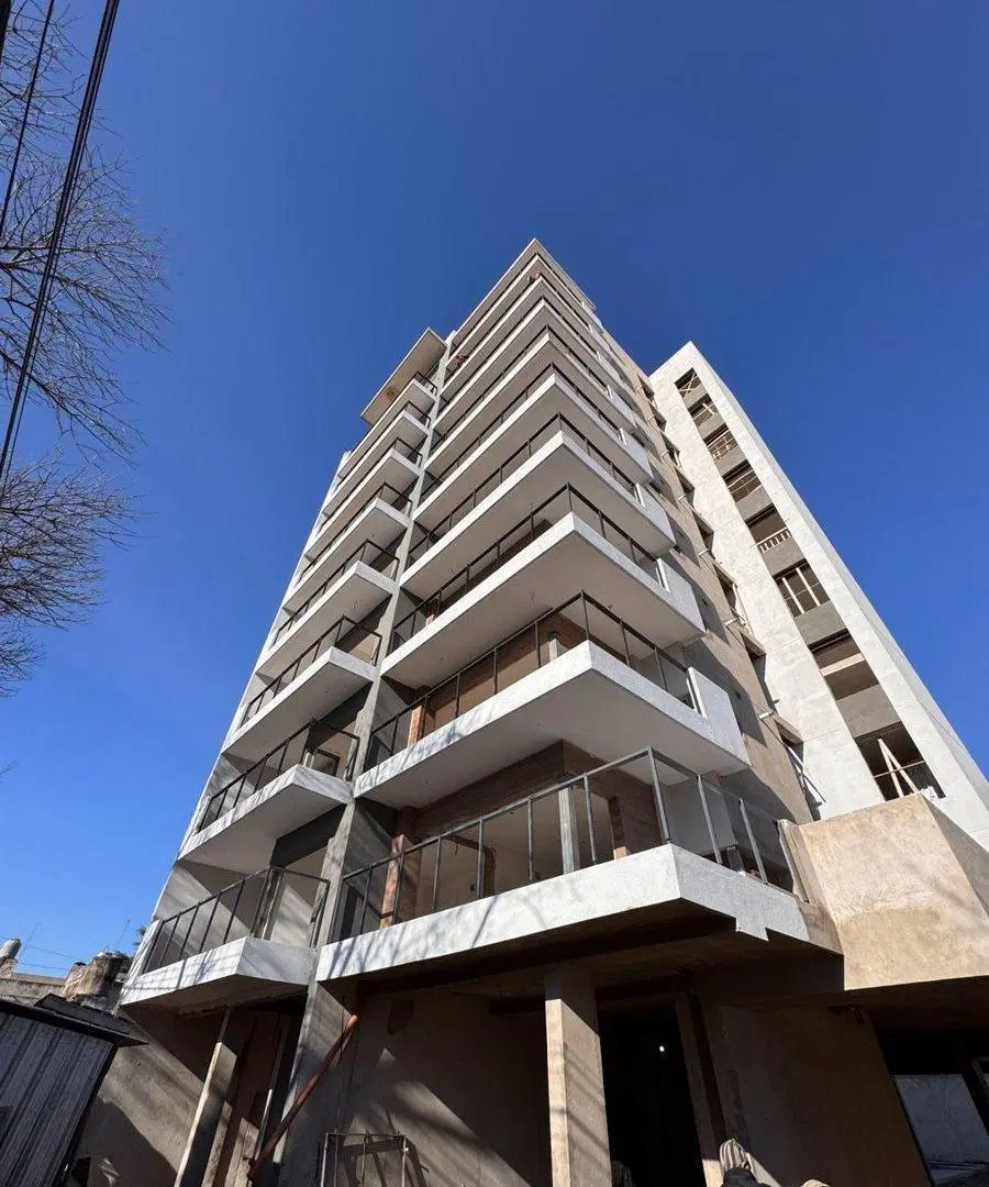 VENTA DEPARTAMENTO DE DOS DORMITORIOS C/ COCHERA 3