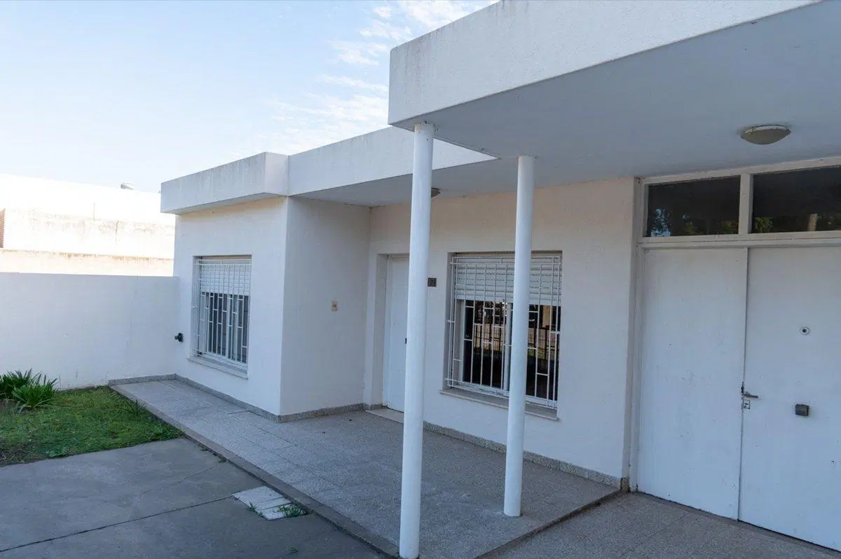 Hermosa casa - Excelente terreno 2