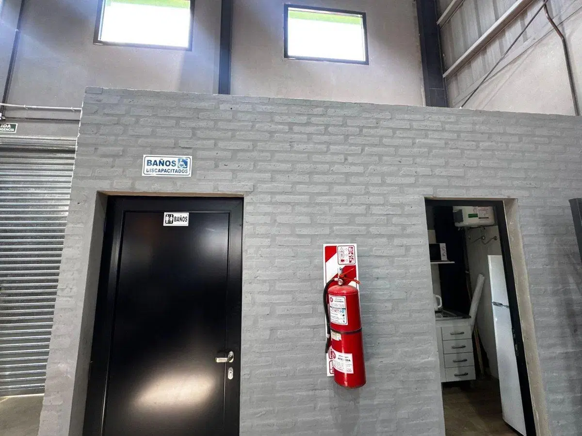 ALQUILER LOCAL COMERCIAL EN VENADO TUERTO 2