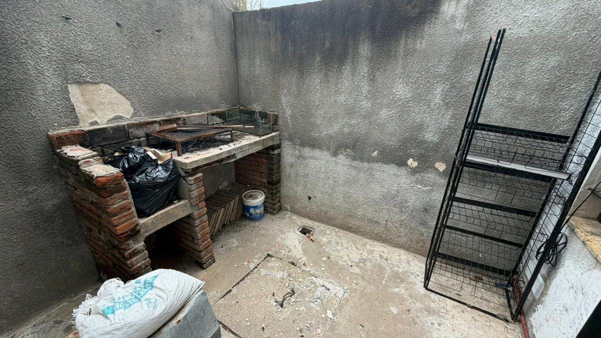 Foto de Local Comercial +Depto de 2 dorm c/cochera CENTRO, imagen 3