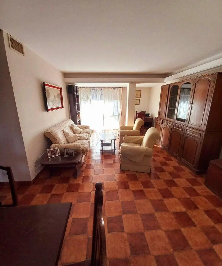 Departamento Mitre 610 8