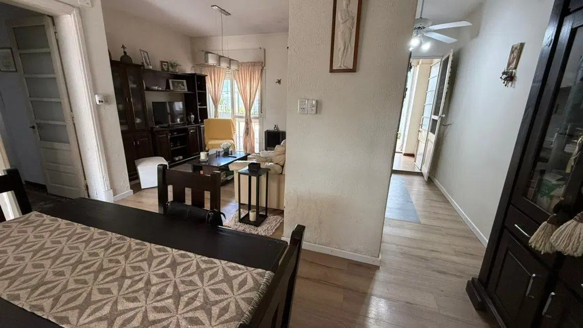 Se vende casa 2 dorm, exc. estado y ubicación 2