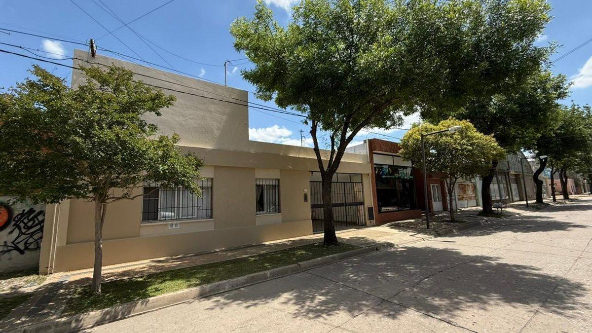 Se vende casa 2 dorm, exc. estado y ubicación