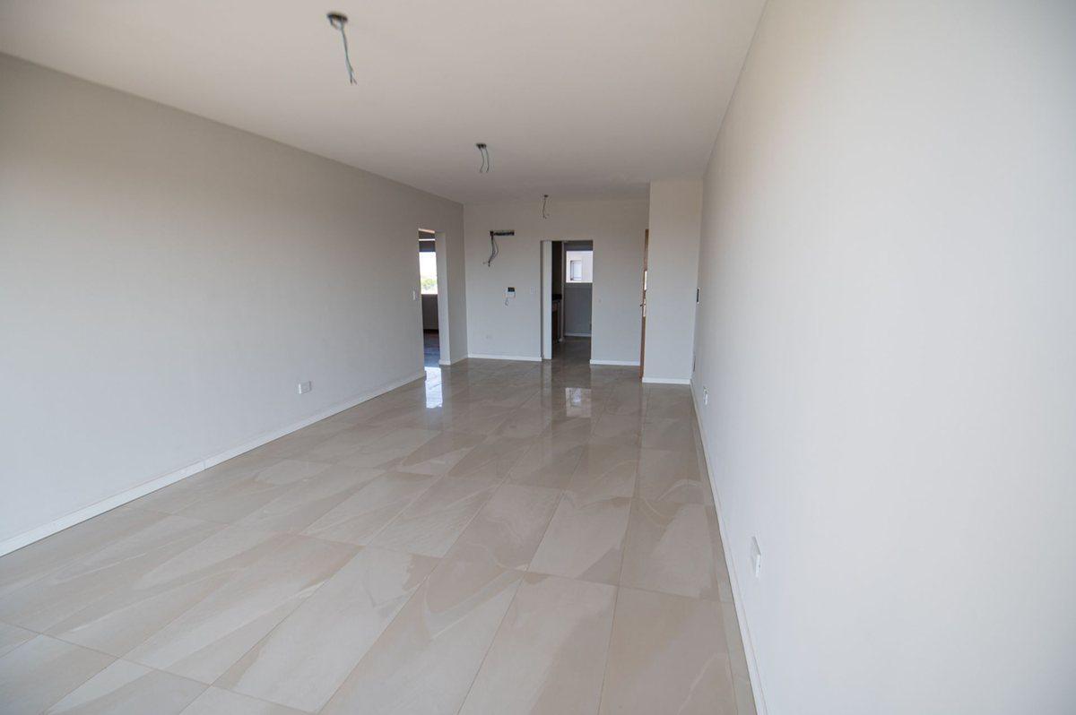 Foto de VENTA DEPARTAMENTO DE 2 DORMITORIOS C/COCHERA, imagen 3