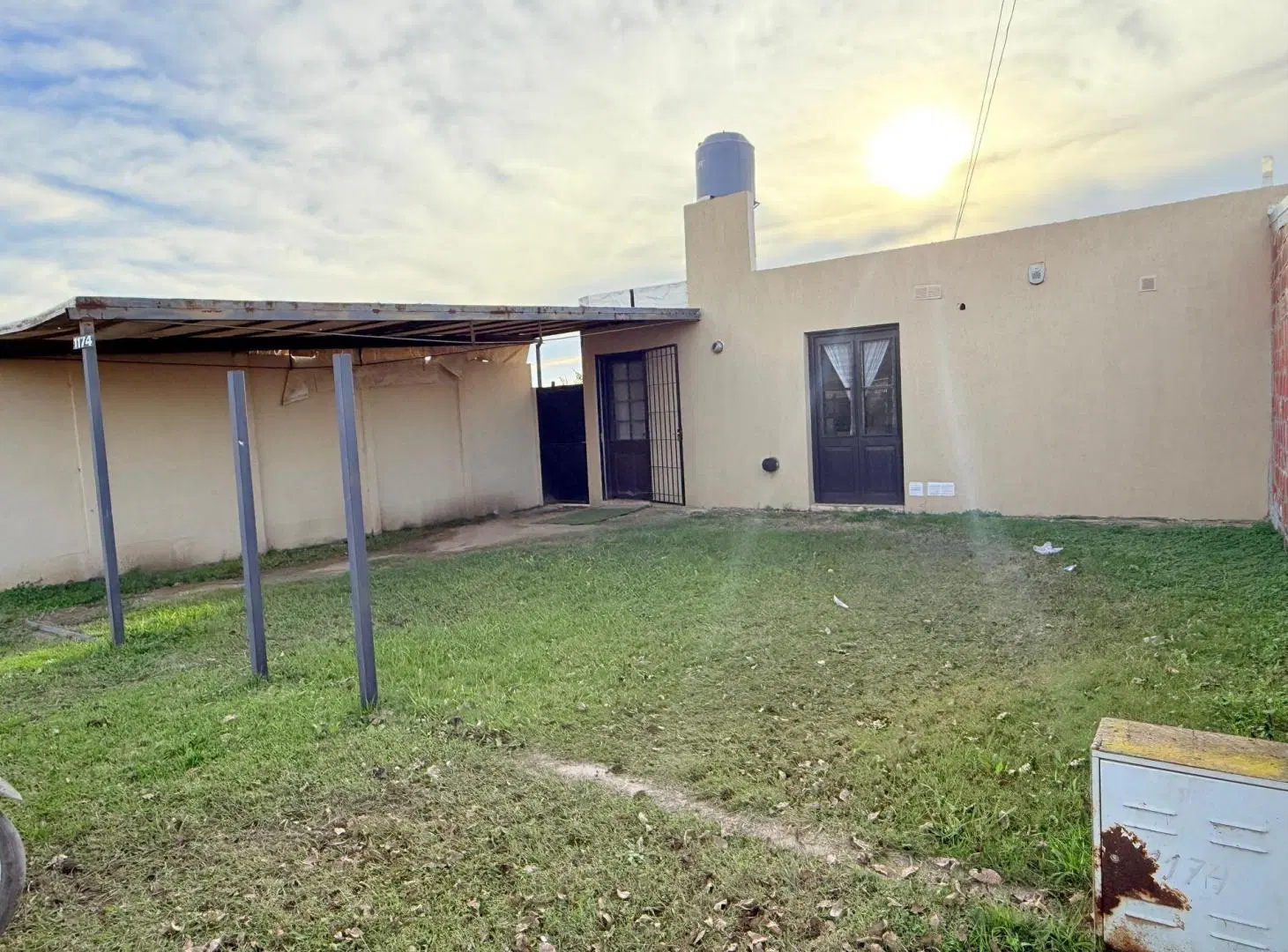 SE VENDE CASA 1 DORMITORIO CON TODOS LOS SERVICIOS 3