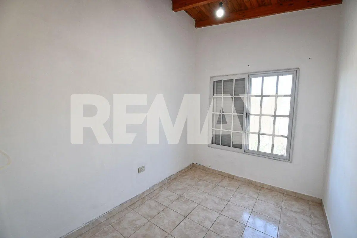 CASA 3 DORMITORIOS BARRIO NORTE 5