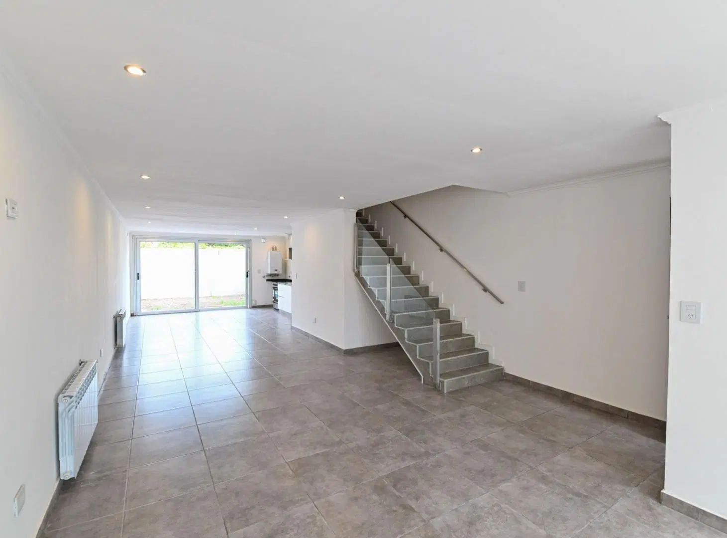 SE VENDE DUPLEX  DOS DORMITORIOS  A ESTRENAR 8