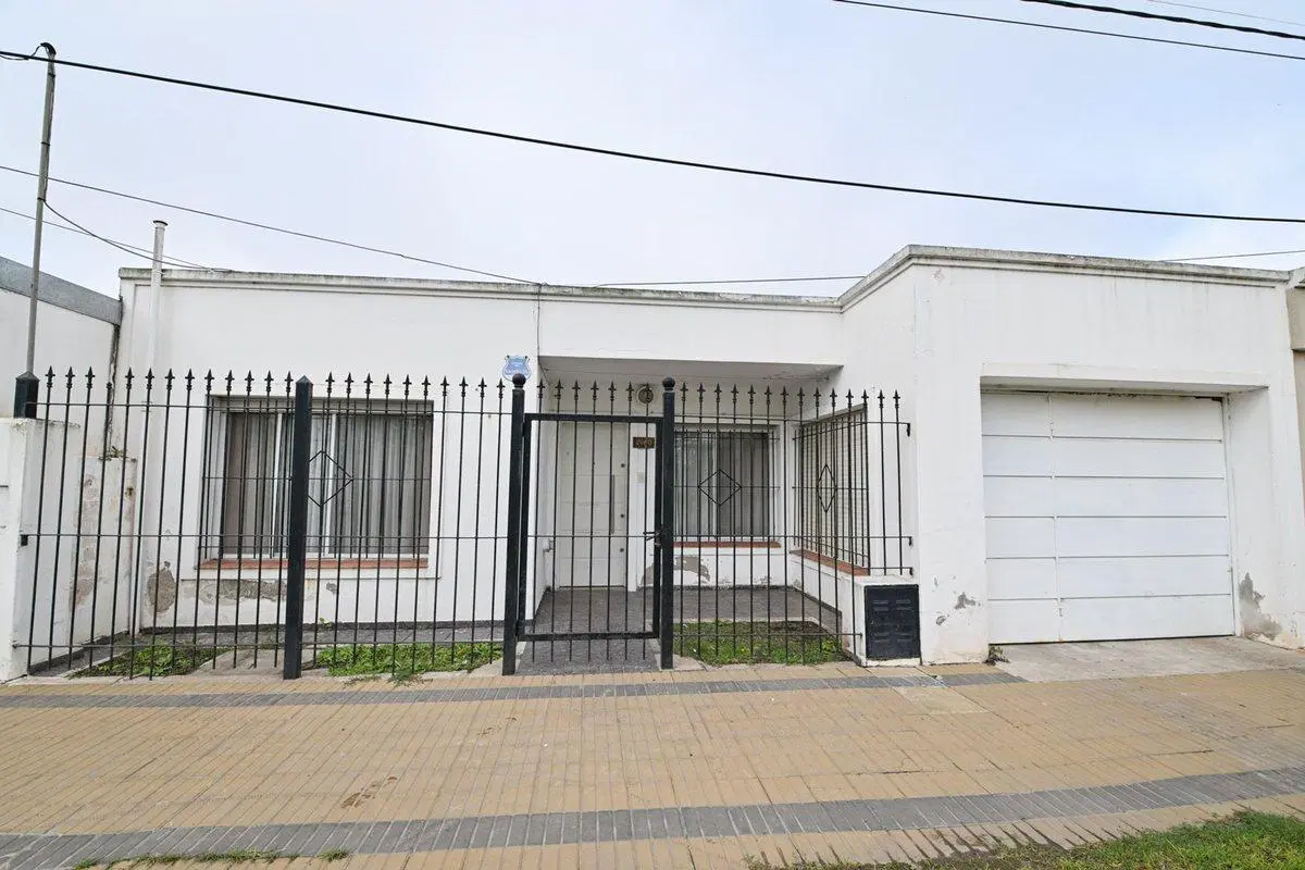 +¡OPORTUNIDAD! CASA EN VENTA, EXCELENTE PRECIO. 3