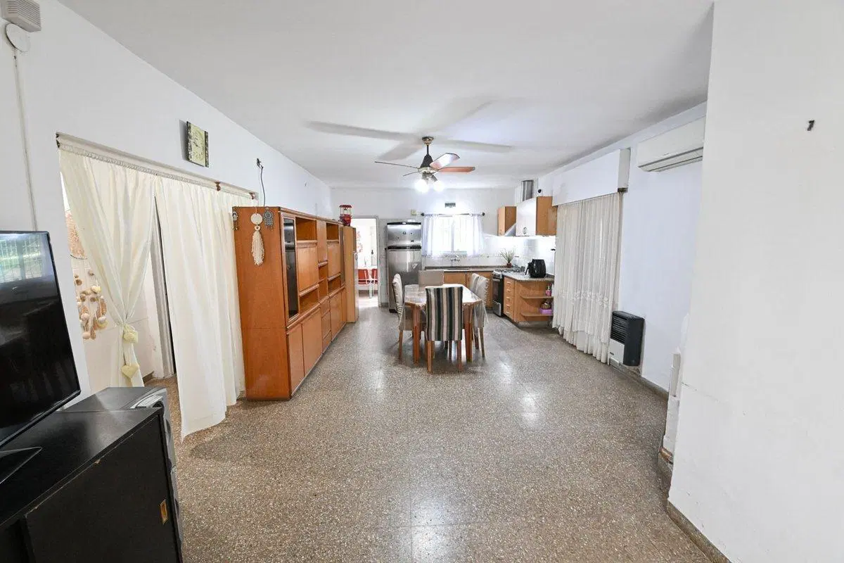 +¡OPORTUNIDAD! CASA EN VENTA, EXCELENTE PRECIO. 2