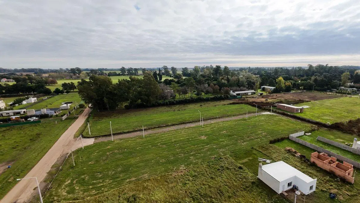 Lote en zona del Polo Club (Lote C= 250m2) 7