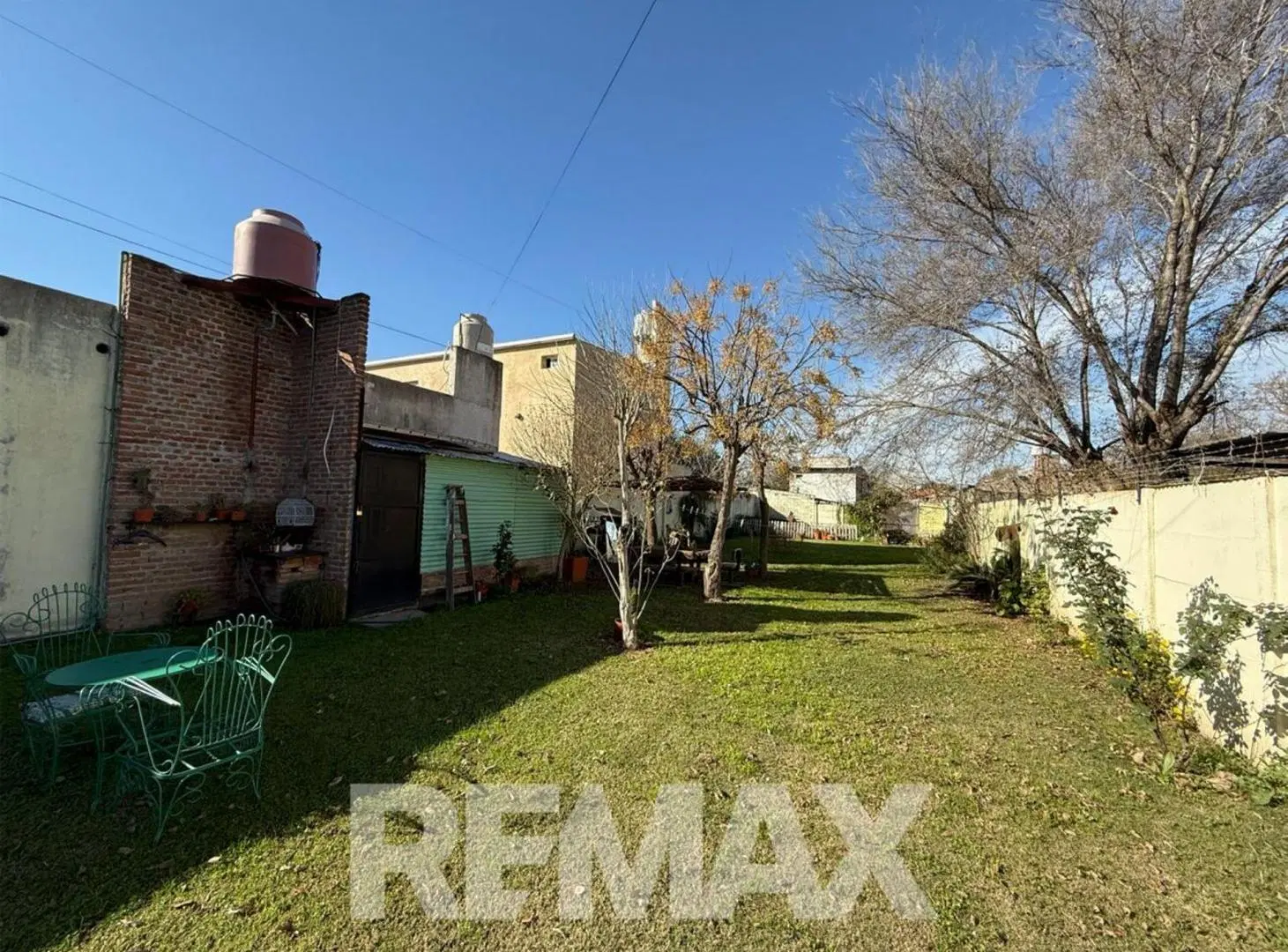 EN VENTA CASA 2 DORM Y COCH - TERRENO DE 10X50 5