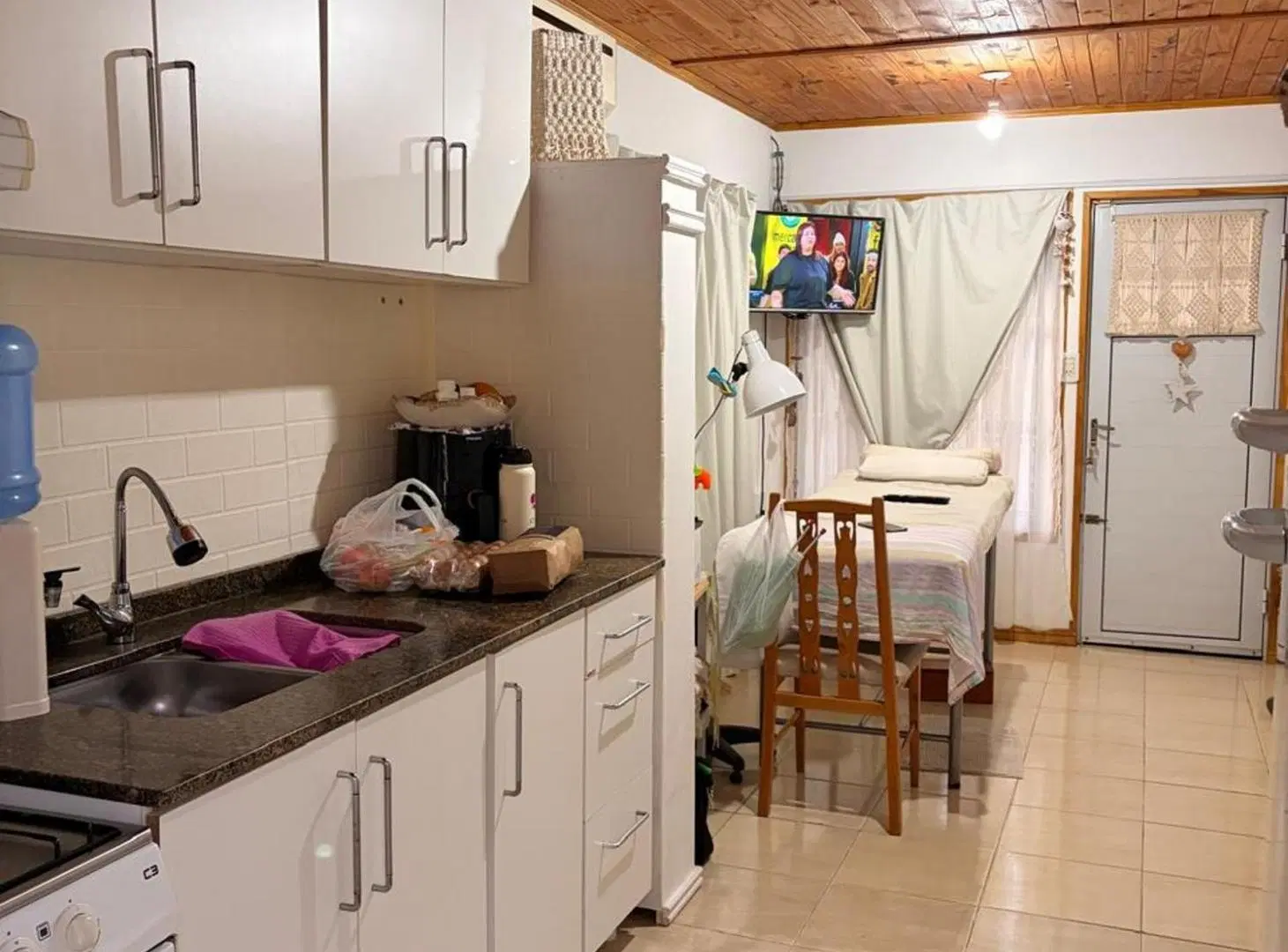 EN VENTA CASA 2 DORM Y COCH - TERRENO DE 10X50 6