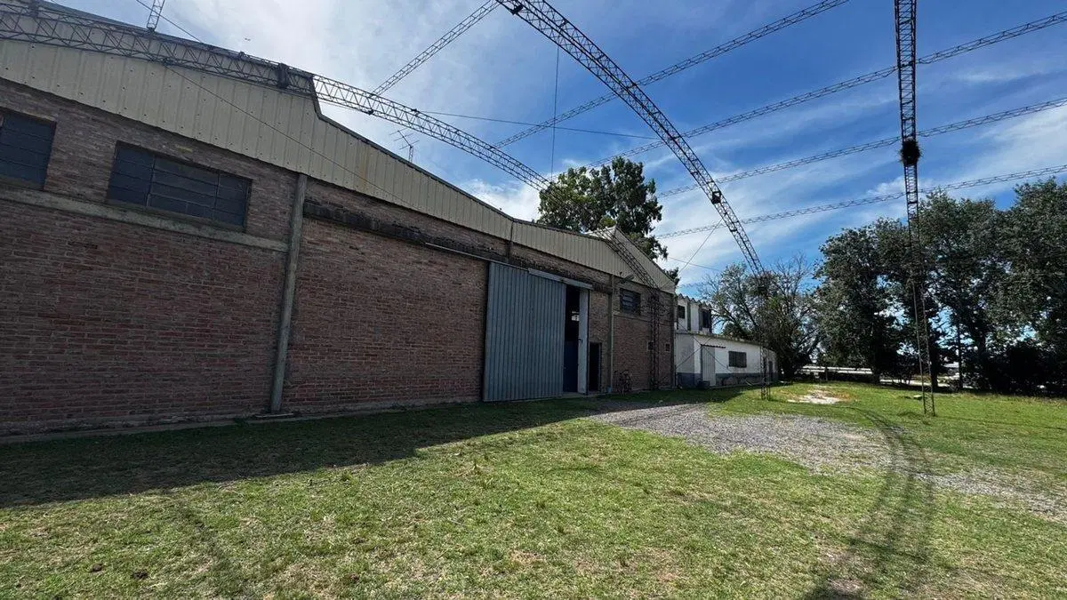 SE VENDE GALPON CON OFICINAS EN PARQUE INDUSTRIAL 5