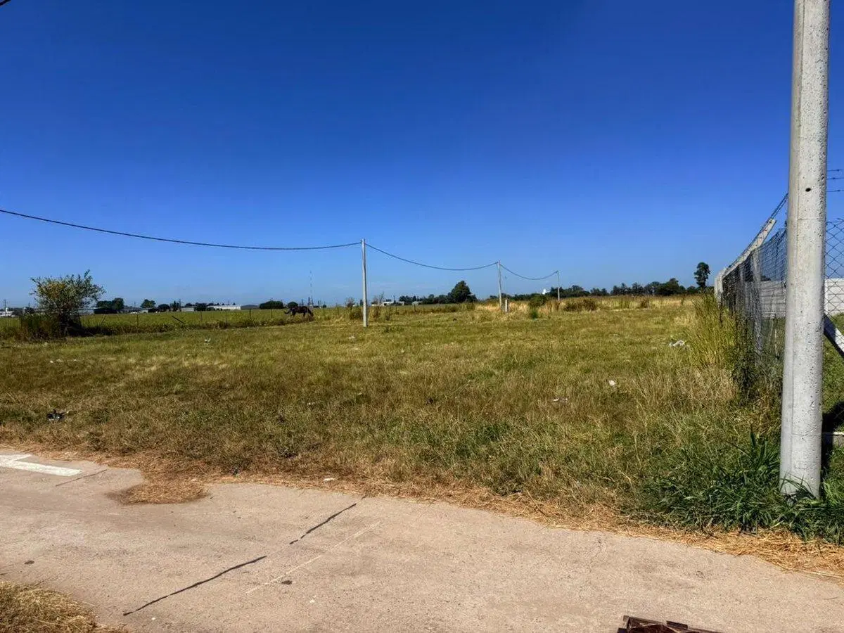 TERRENO EN ZONA PARQUE INDUSTRIAL 4