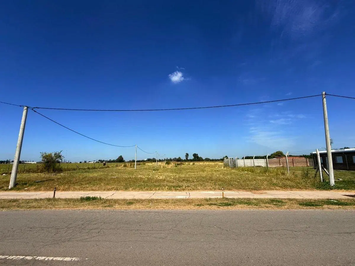 TERRENO EN PROXIMIDADES DEL PARQUE INDUSTRIAL 4