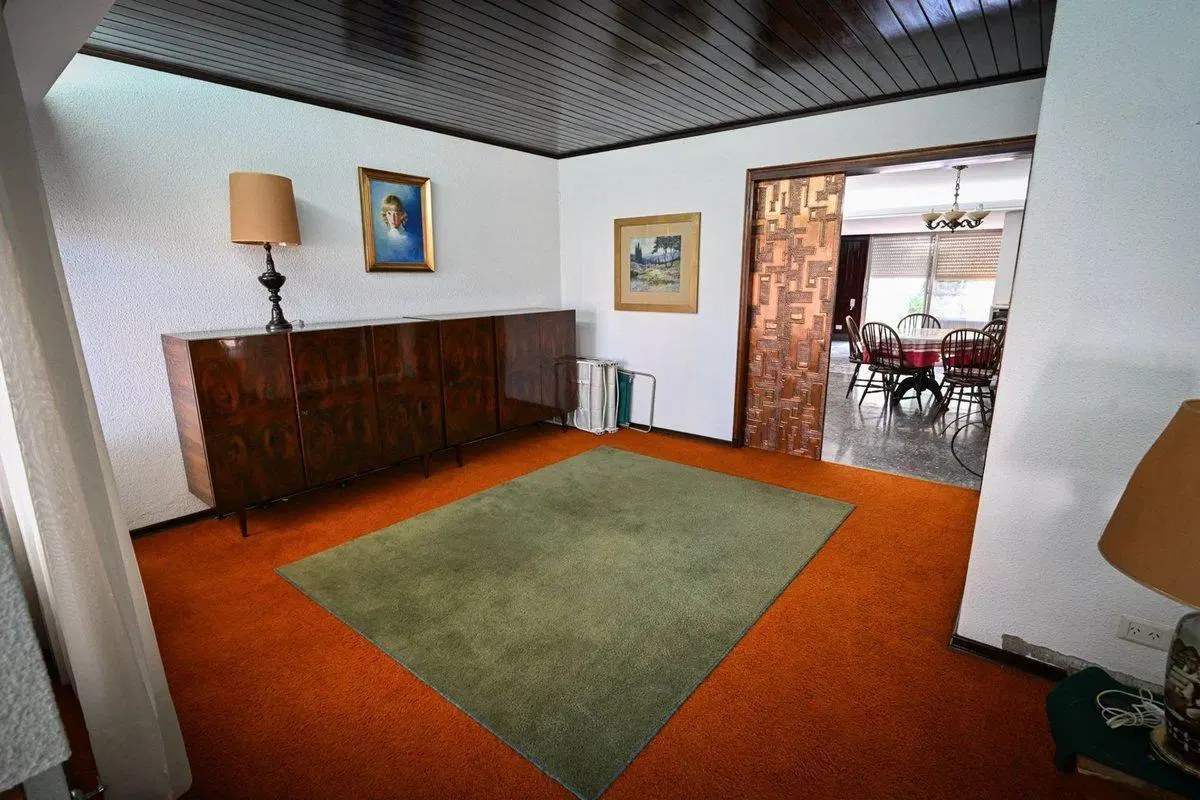 Importante casa  en excelente ubicación 2