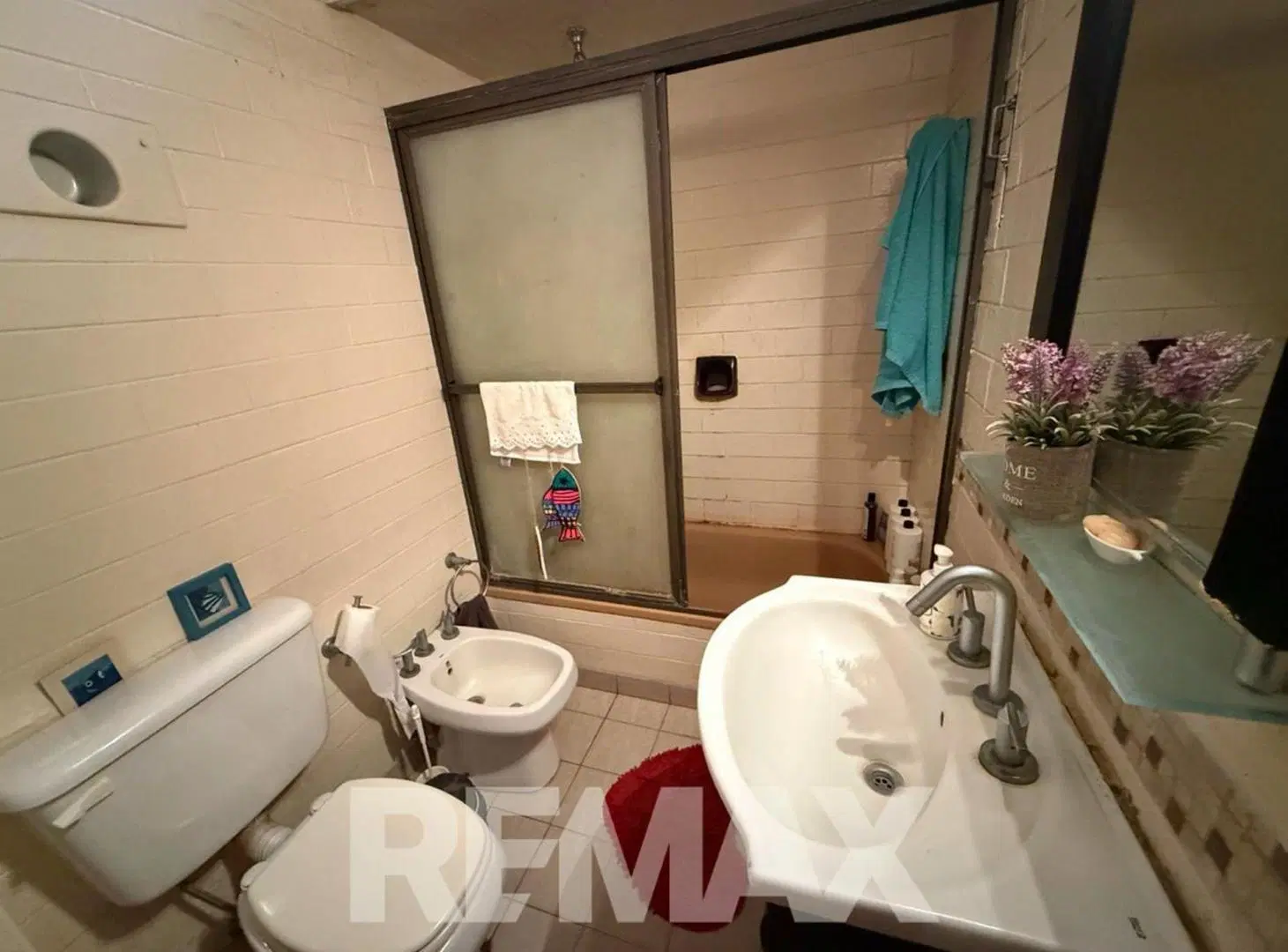 EN VENTA CASA 3 DORM EXCELENTE UBICACION 3