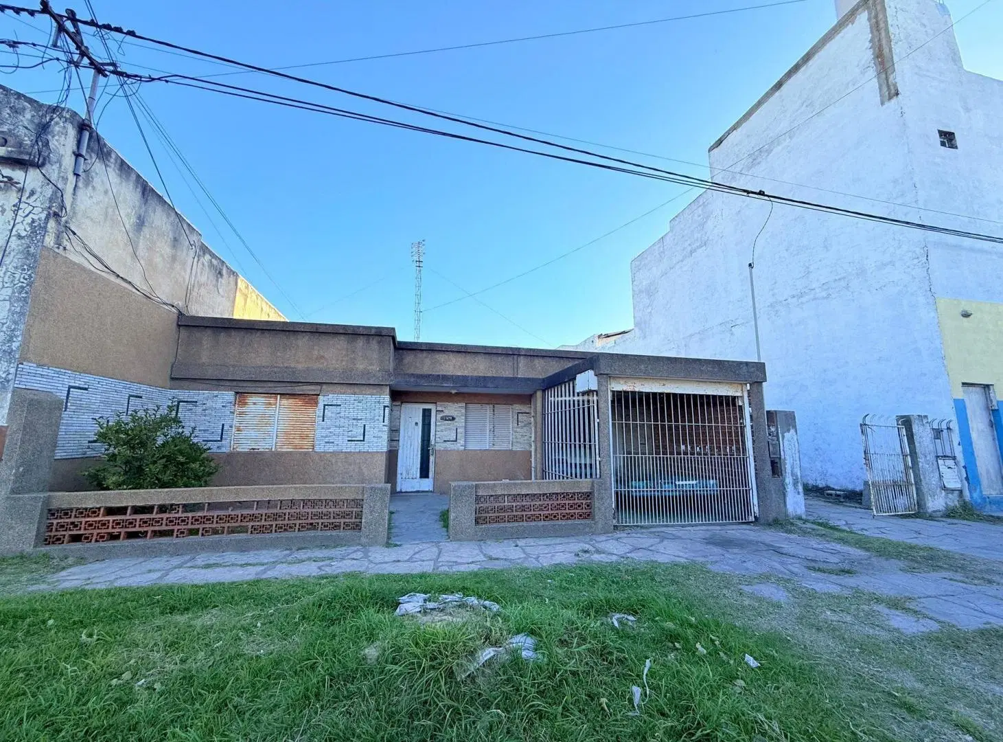 SE VENDE CASA MAS DEPARTAMENTO INTERNO 2