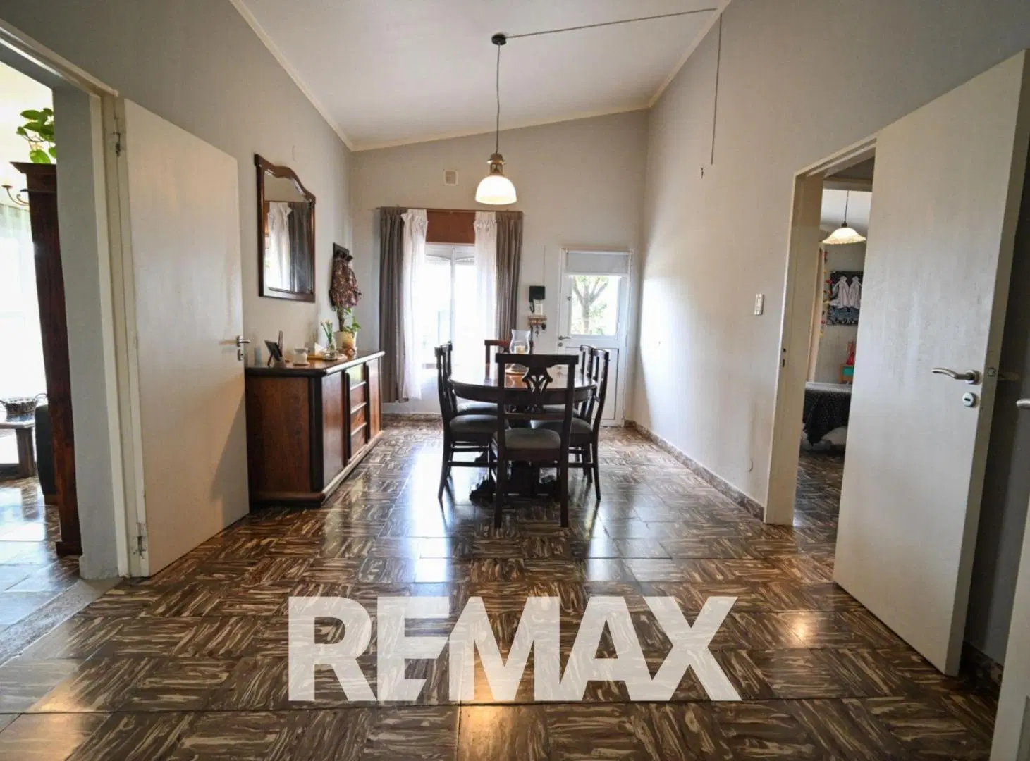 VENTA CASA QUINTA 2 DORMITORIOS + PILETA 8