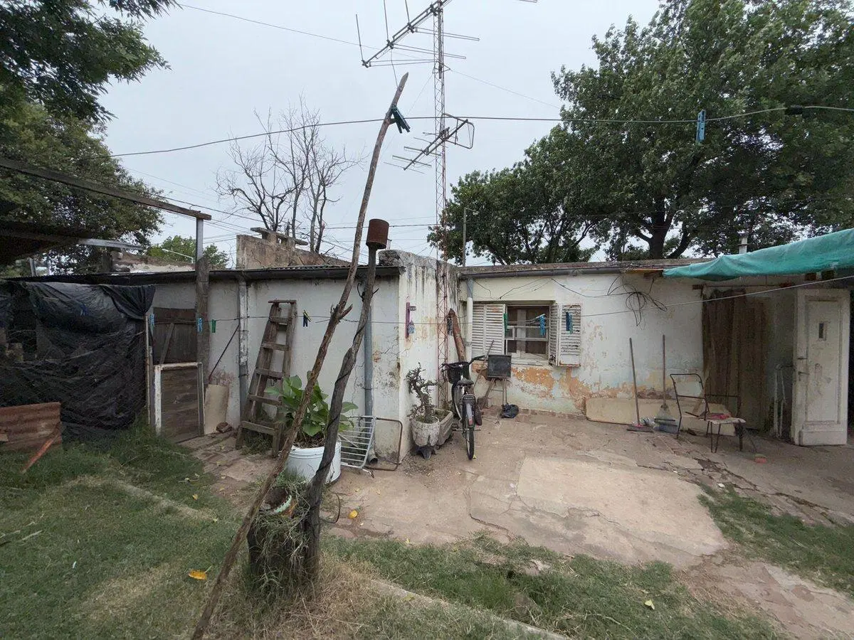 SE VENDE CASA EXCELENTE UBICACION 2