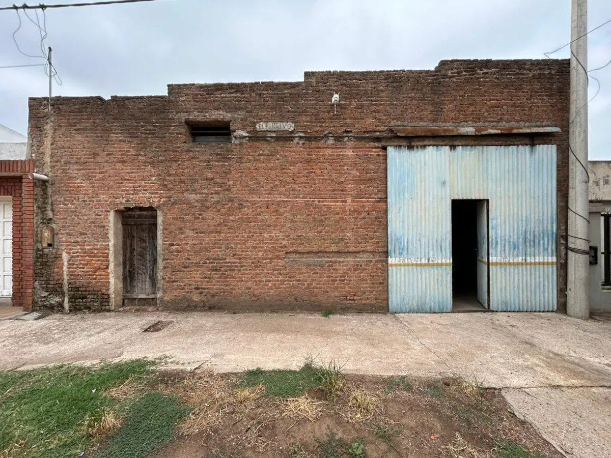 Galpón de 200 m² ubicado en el barrio San Cayetano 3