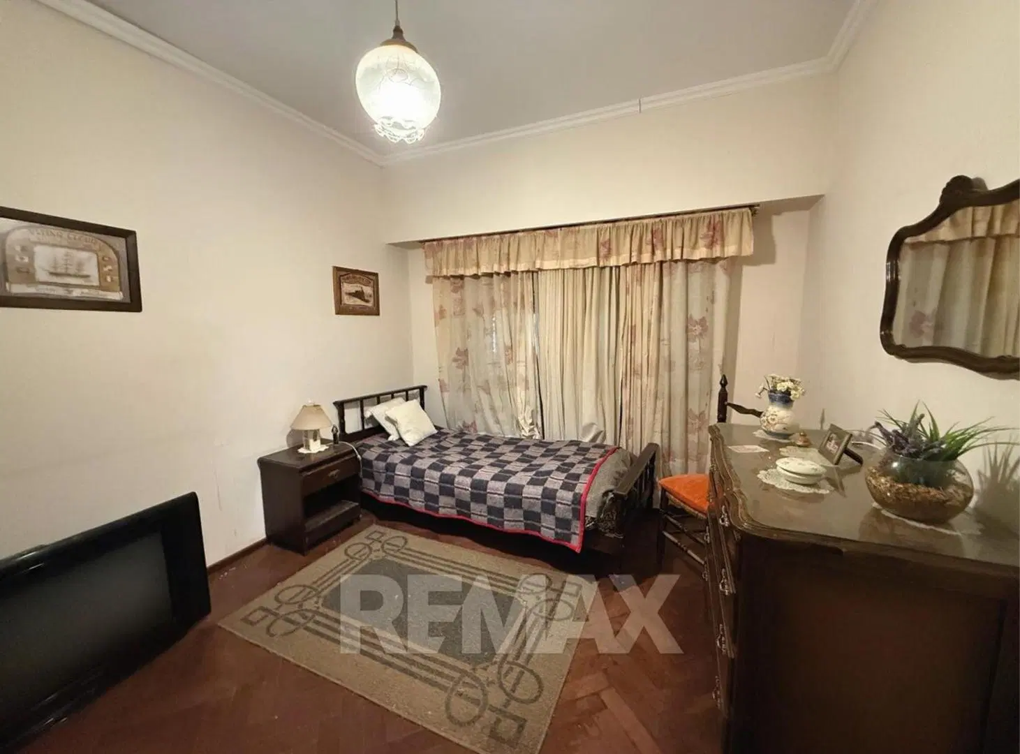 EN VENTA Casa 3 dormitorios con jardín 3