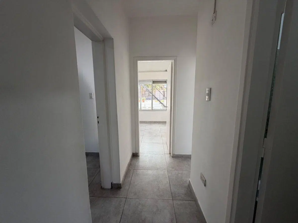 VENTA CASA 2 DORMITORIOS PATIO Y COCHERA 5