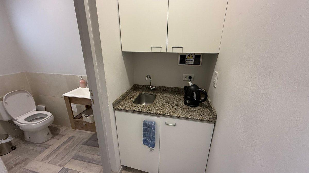 Foto de Se vende Local/oficina en Av. Laprida al 400 - VT, imagen 3
